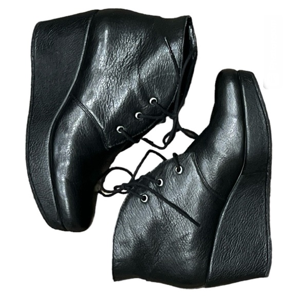 BCBGeneration Kenan laceup platform ankle bootie boot 8.5 black leather - Picture 3 of 7